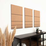 Hochwertiges 3D Wandbild in der Farbe beige und schwarz aus Filz und Holz, hängend im Wohnzimmer
